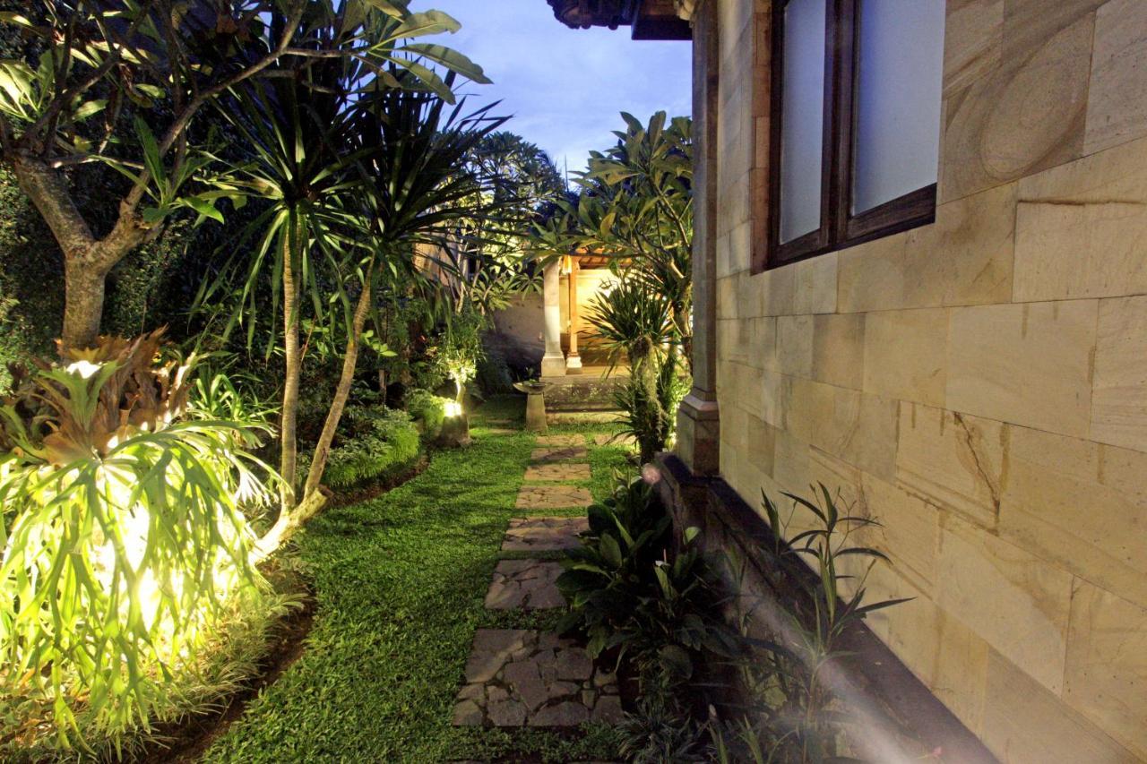 Sari House Ubud - Balinese Style Homestay المظهر الخارجي الصورة