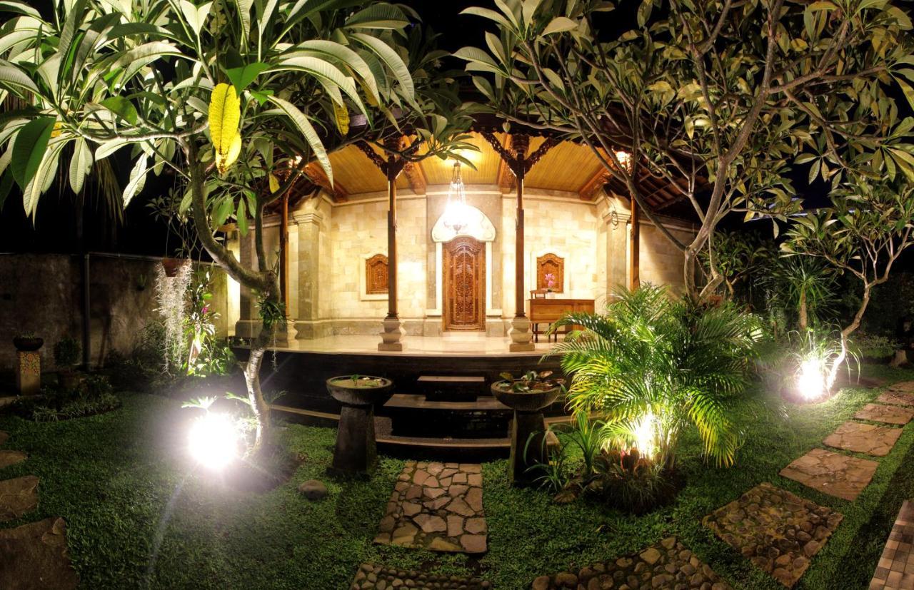 Sari House Ubud - Balinese Style Homestay المظهر الخارجي الصورة