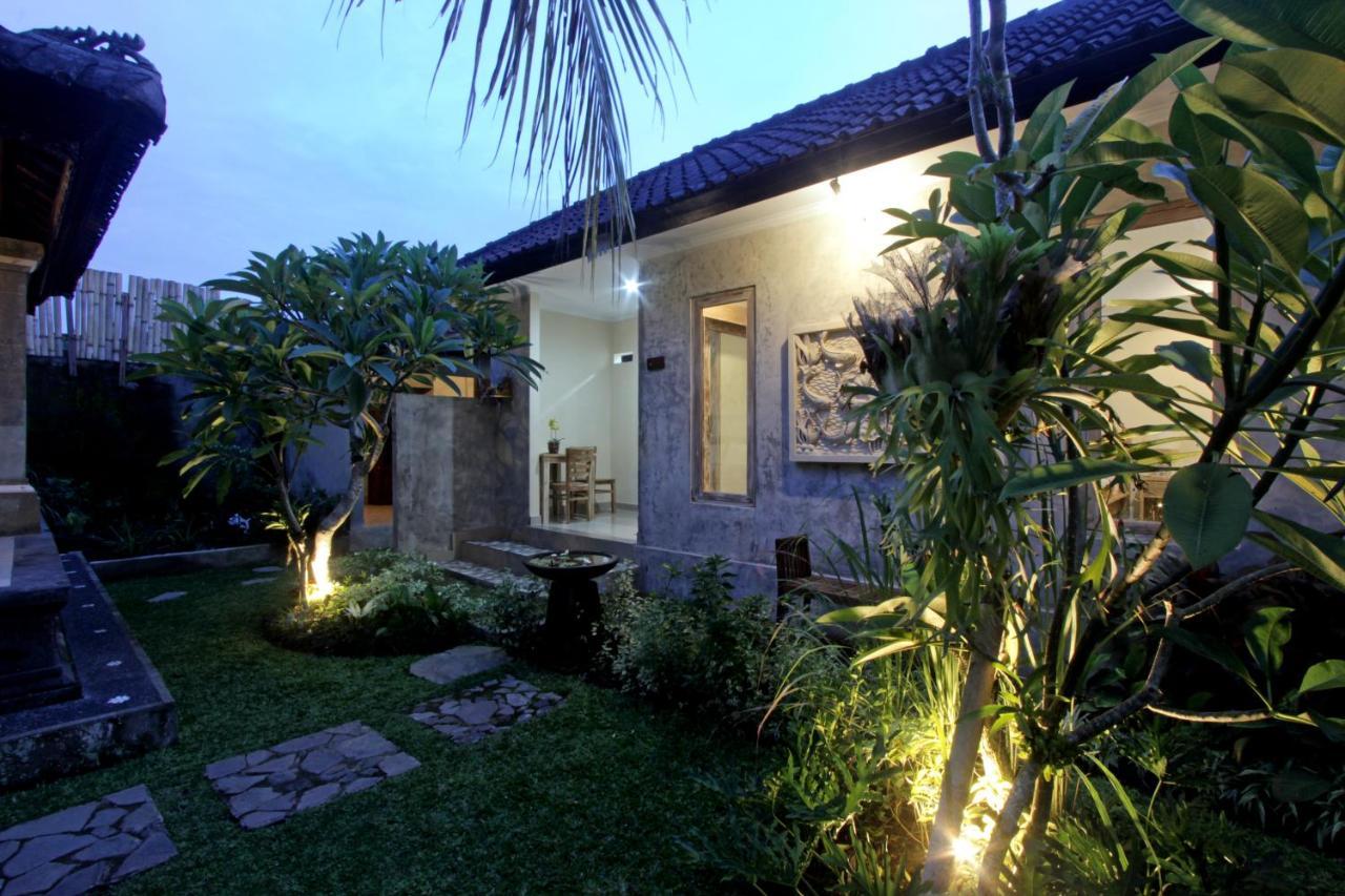 Sari House Ubud - Balinese Style Homestay المظهر الخارجي الصورة